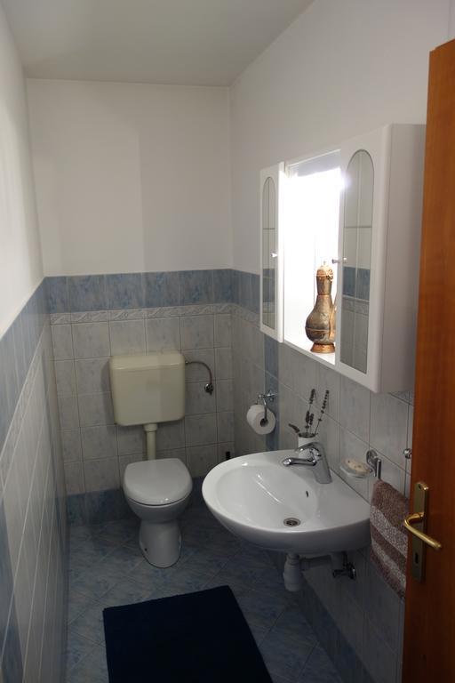 Apartment Beks Postojna Εξωτερικό φωτογραφία